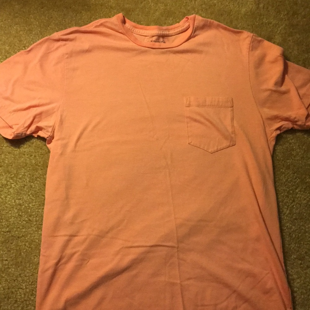 Off-Pink G.H. Bass & Co. T-Shirt Size Small